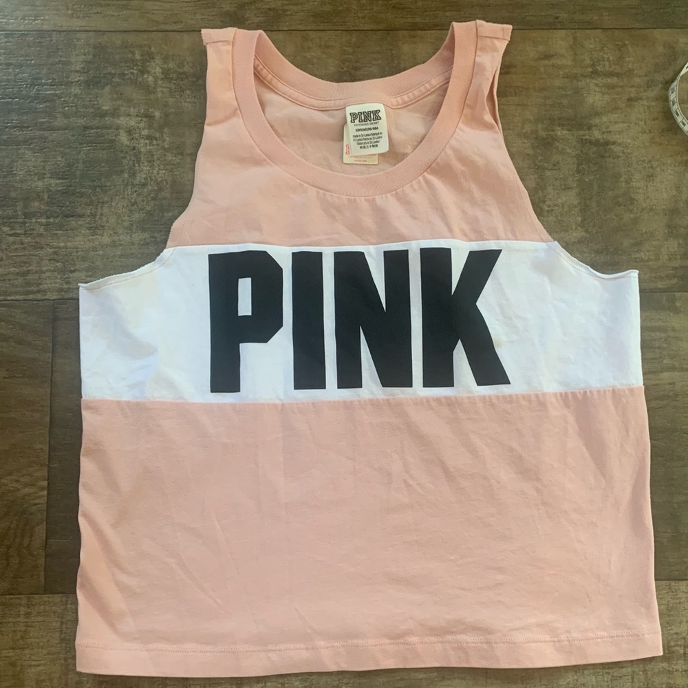 New Victoria’s Secret outfit Tank NWT and High waisted shorts - Picture 2 of 13